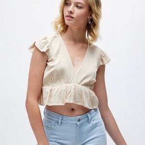 TAN PACSUN/L.A HEARTS RUFFLED FLOWY BLOUSE WITH V-NECK SIZE MEDIUM